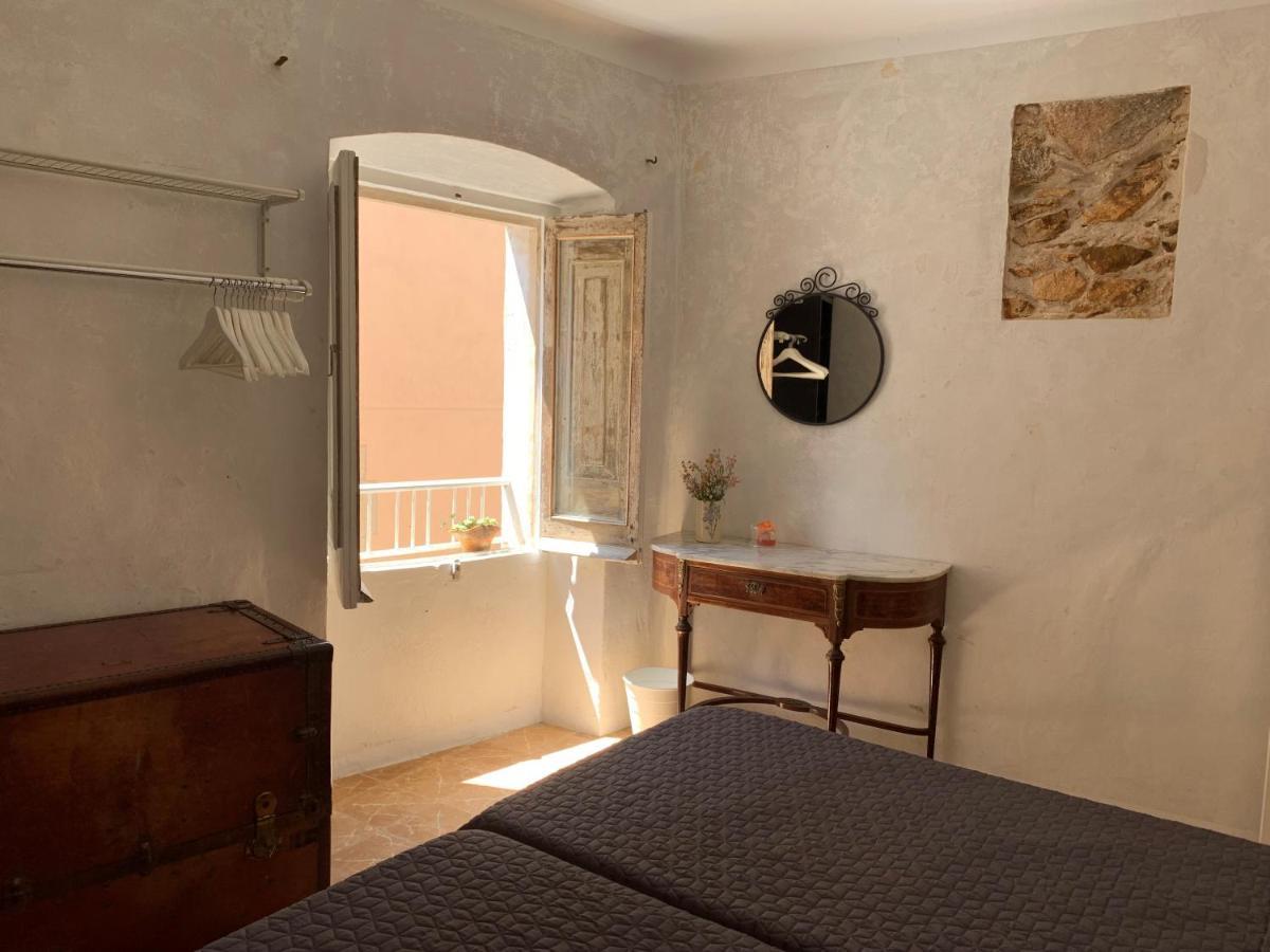 Notaria: Casco Antiguo Apartment with Garden Terrace Sant Feliu de Guixols Exterior photo