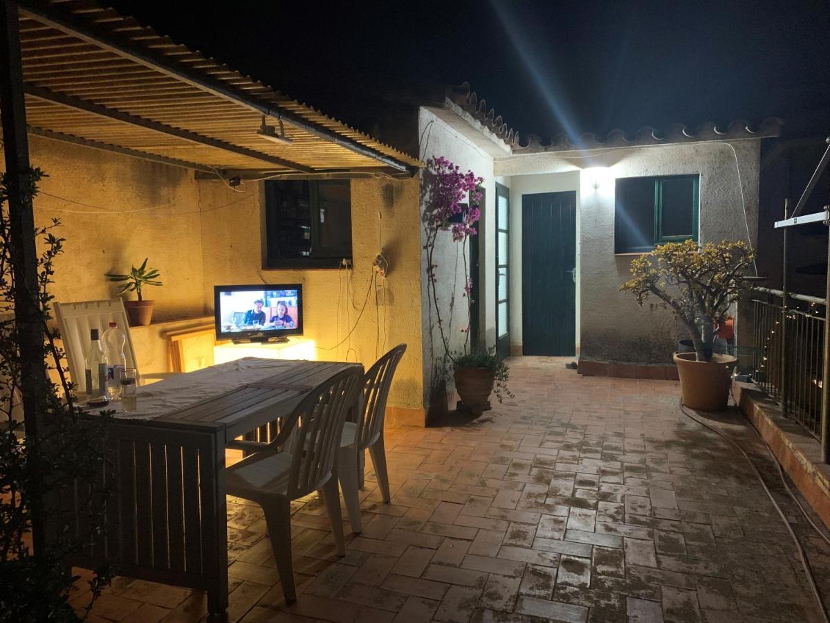 Notaria: Casco Antiguo Apartment with Garden Terrace Sant Feliu de Guixols Exterior photo