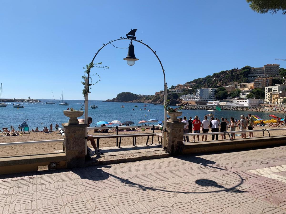 Notaria: Casco Antiguo Apartment with Garden Terrace Sant Feliu de Guixols Exterior photo