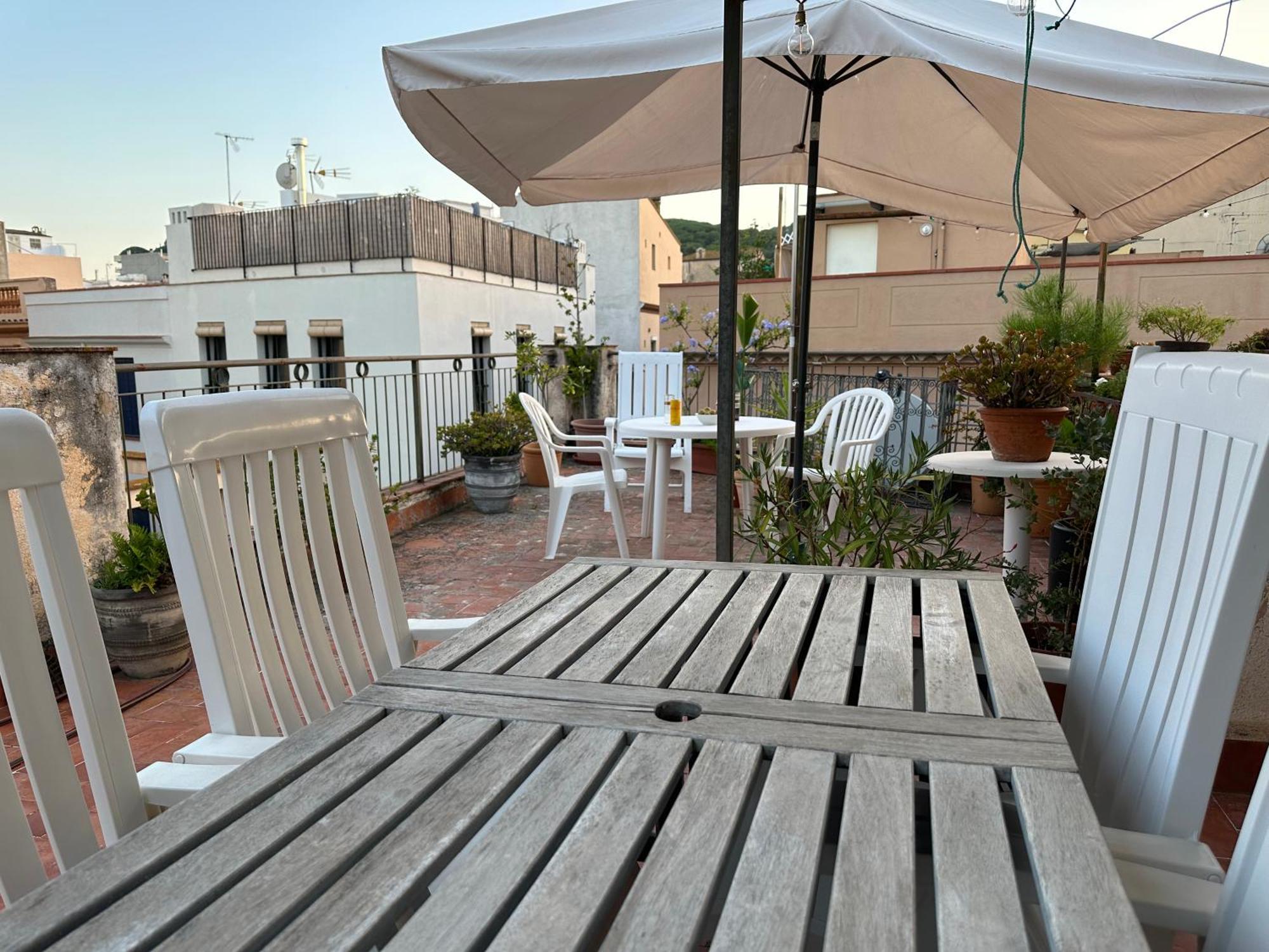 Notaria: Casco Antiguo Apartment with Garden Terrace Sant Feliu de Guixols Exterior photo